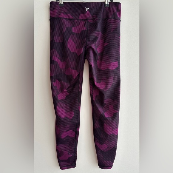 Old Navy Active Purple and Black Stripe Leggings, Size Large - Picture 8 of 13